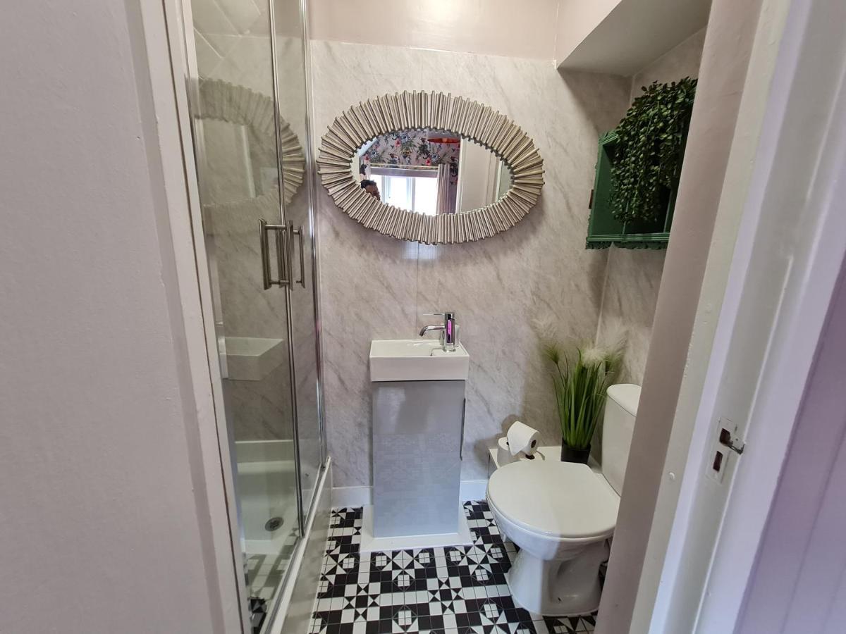 Lemur Lodge - Boutique Apartments - Short Stroll To The Beach Bournemouth Ngoại thất bức ảnh