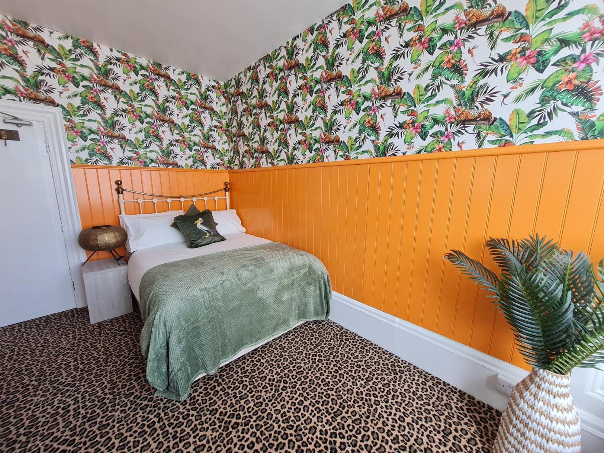 Lemur Lodge - Boutique Apartments - Short Stroll To The Beach Bournemouth Ngoại thất bức ảnh