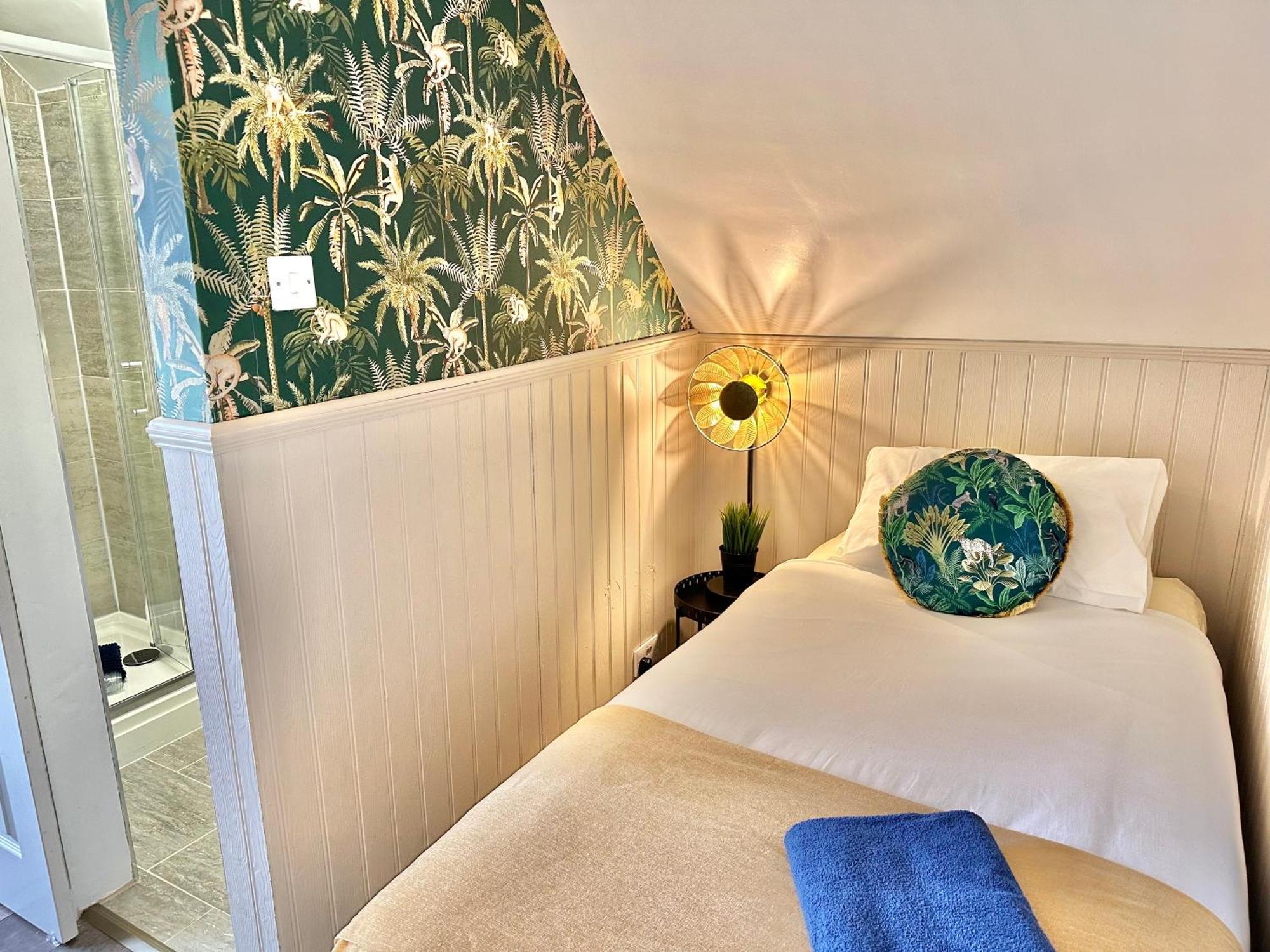 Lemur Lodge - Boutique Apartments - Short Stroll To The Beach Bournemouth Ngoại thất bức ảnh