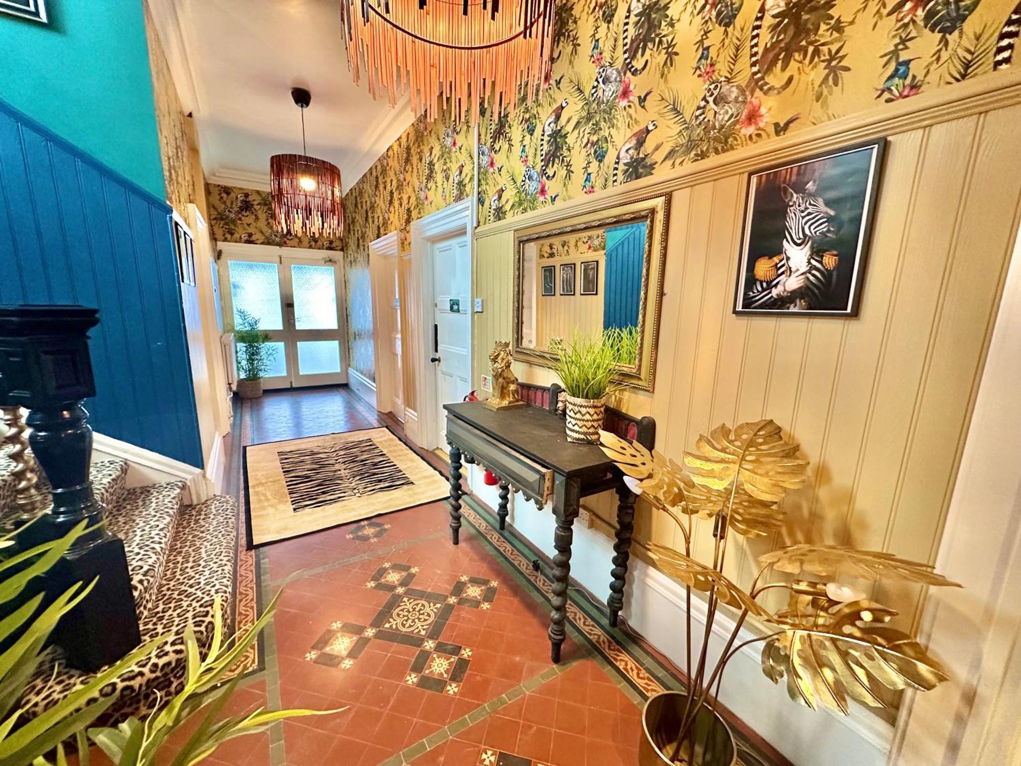 Lemur Lodge - Boutique Apartments - Short Stroll To The Beach Bournemouth Ngoại thất bức ảnh