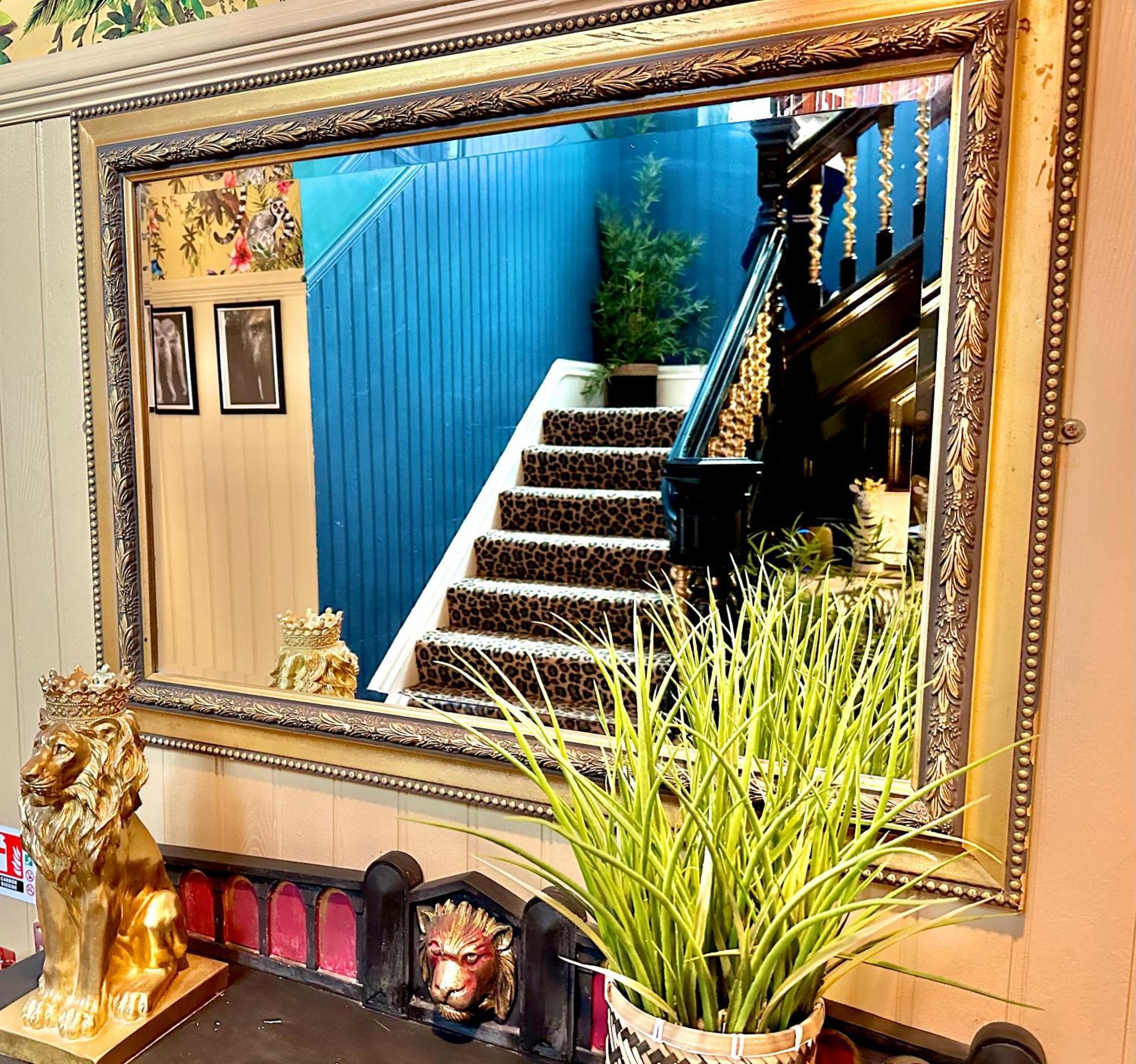 Lemur Lodge - Boutique Apartments - Short Stroll To The Beach Bournemouth Ngoại thất bức ảnh